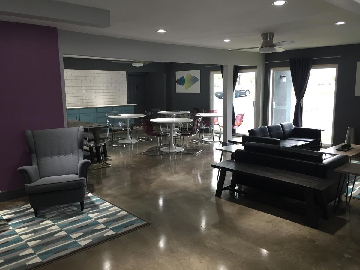 Aae Austin'S Travelodge المظهر الخارجي الصورة
